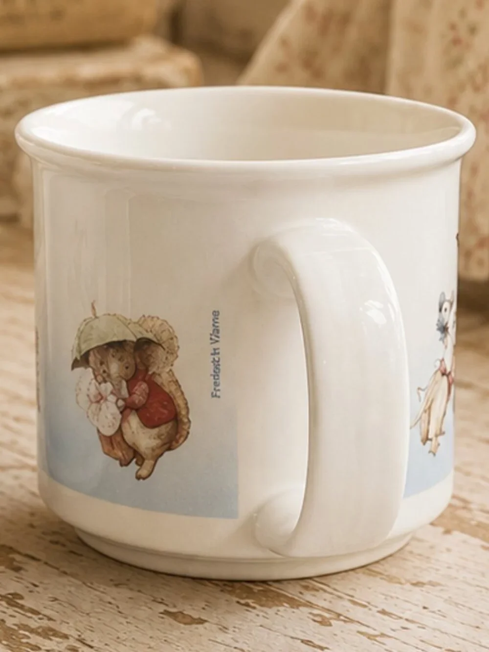 Set of 2 Vintage Beatrix Potter Collectible Storybook Illustrated Mugs